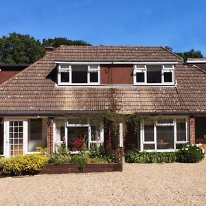 Abacus Bed And Breakfast, Blackwater, Hampshire